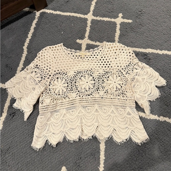 Rebellion Cream Crochet Lace Blouse - Picture 3 of 6